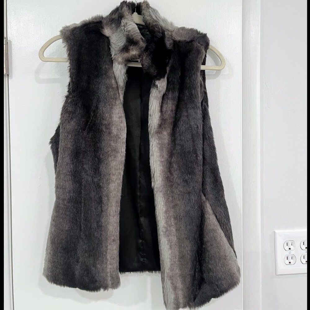 Georgie by Anthropologie Faux Fur Brown / Gray Vest (Size S)